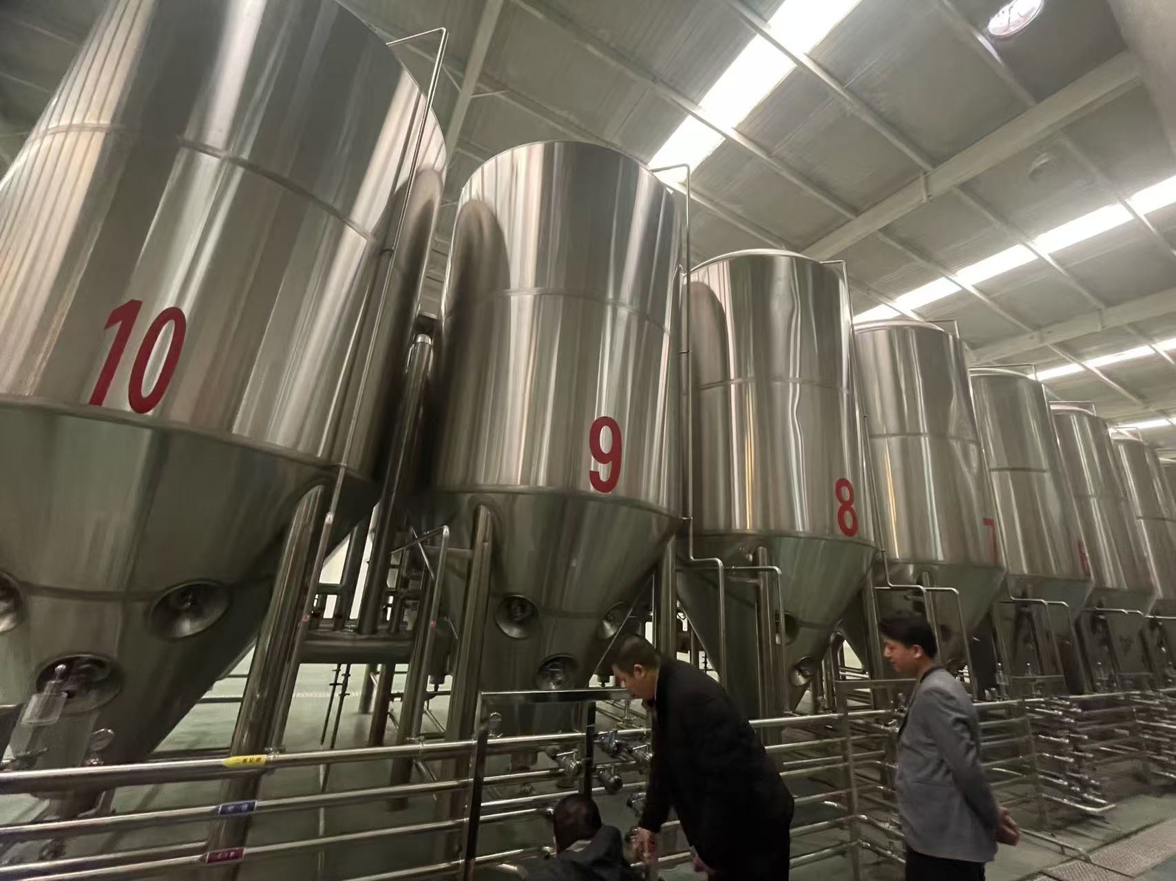 图们精酿啤酒设备厂—平面布置、设备设计、制造、调试、培训等一条龙服务
